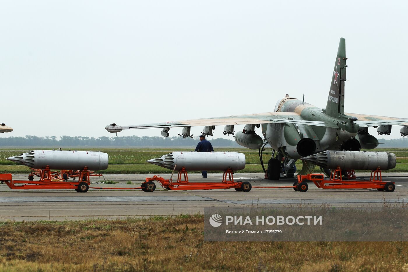 Летно-специальная подготовка экипажей штурмовиков Су-25СМ3 в Приморско-Ахтарске