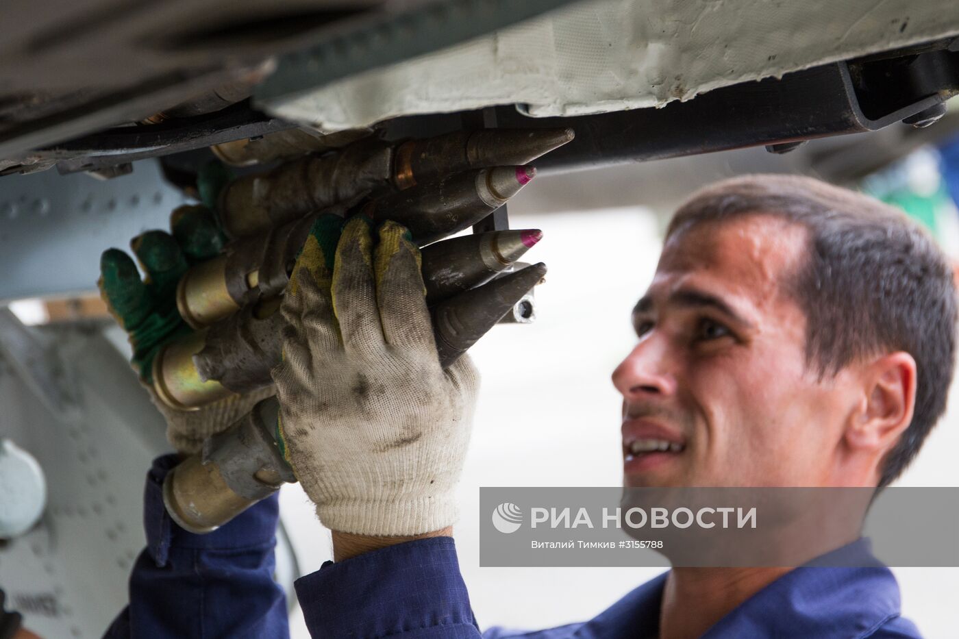 Летно-специальная подготовка экипажей штурмовиков Су-25СМ3 в Приморско-Ахтарске
