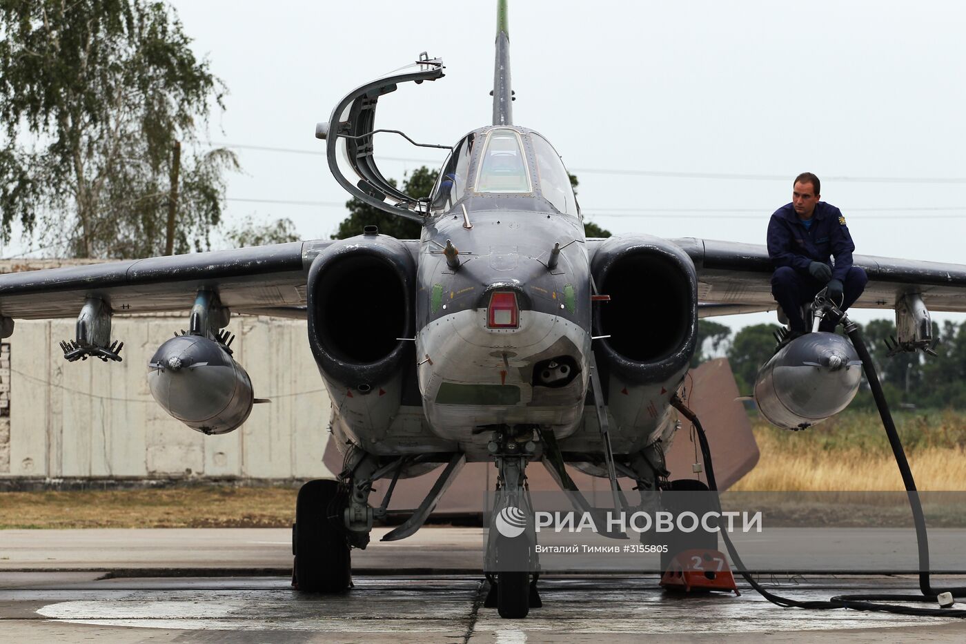 Летно-специальная подготовка экипажей штурмовиков Су-25СМ3 в Приморско-Ахтарске