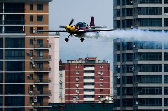 Подготовка к этапу чемпионата мира Red Bull Air Race в Казани