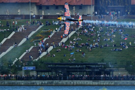 Этап чемпионата мира Red Bull Air Race в Казани. Первый день