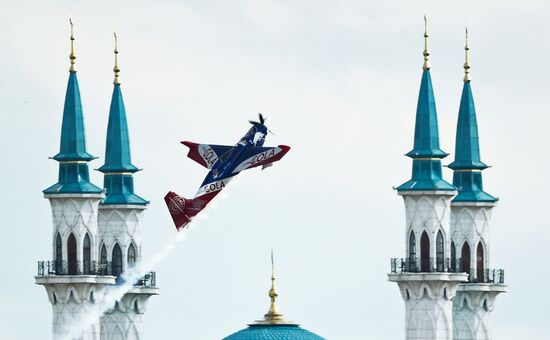 Этап чемпионата мира Red Bull Air Race в Казани. Первый день