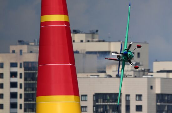 Этап чемпионата мира Red Bull Air Race в Казани. Первый день