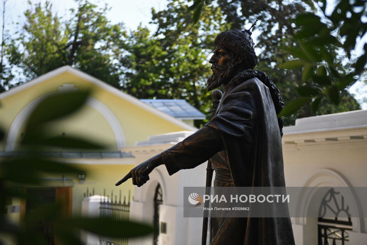 Памятник Великому князю Московскому и всея Руси Ивану IV установлен на "Аллее правителей"