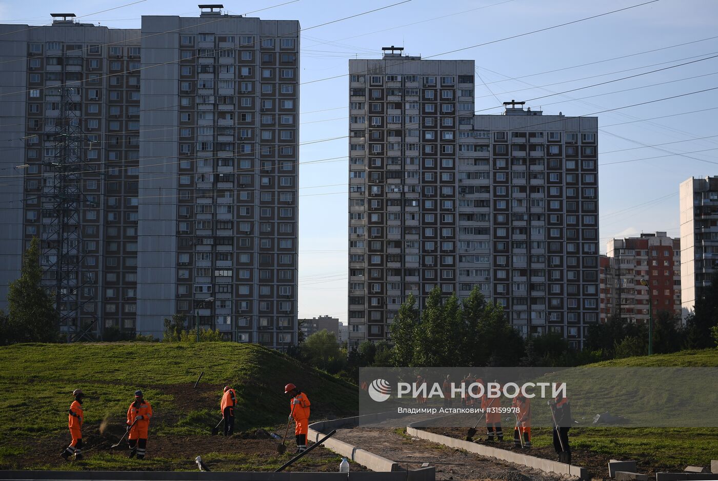 Мэр Москвы С. Собянин осмотрел парк 850-летия Москвы