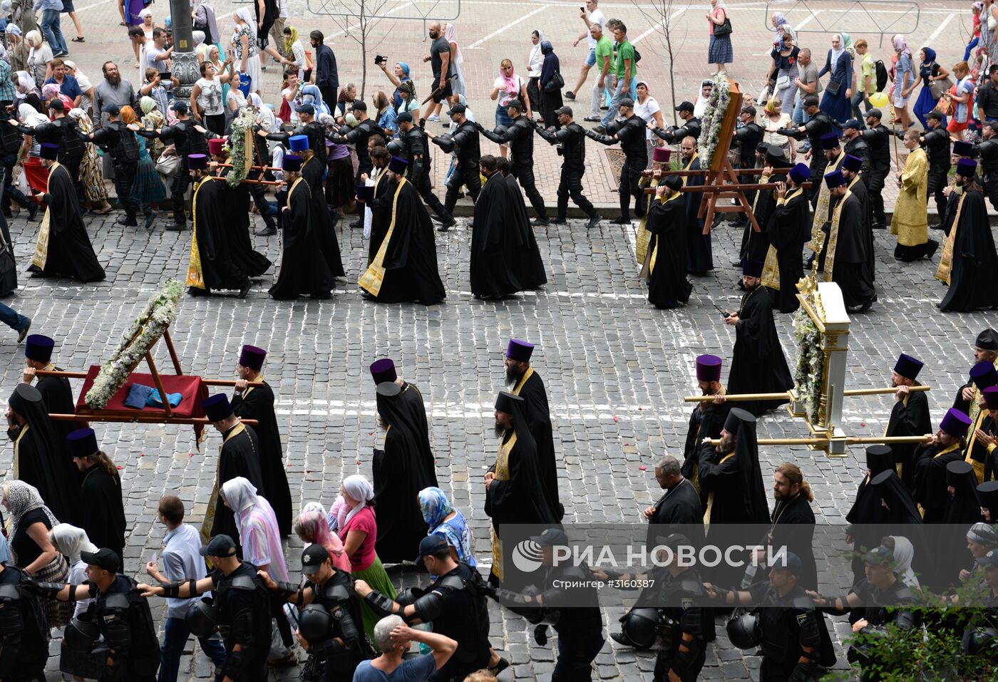 Крестный ход в Киеве