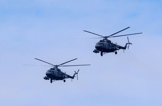 Генеральная репетиция военно-морского парада ко дню ВМФ в Кронштадте