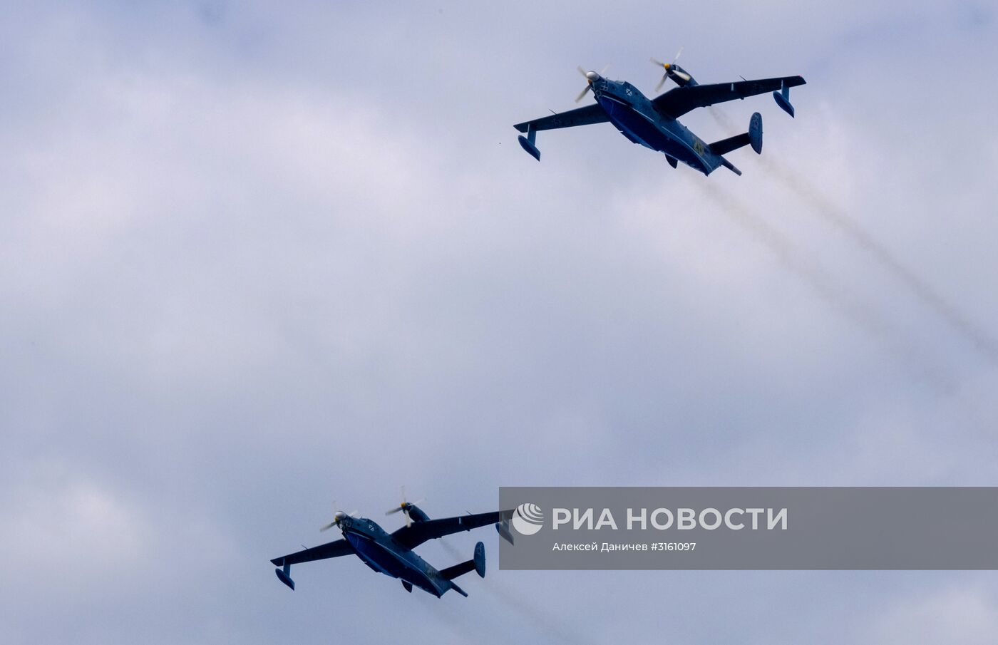 Генеральная репетиция военно-морского парада ко дню ВМФ в Кронштадте