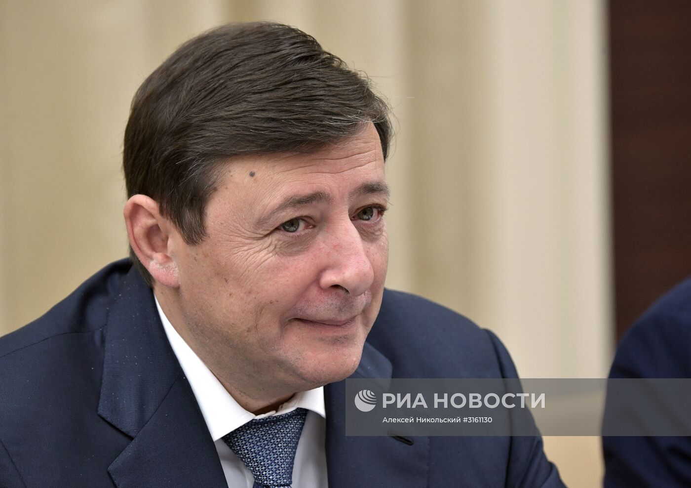 Президент РФ В. Путин провел совещание с членами Правительства РФ