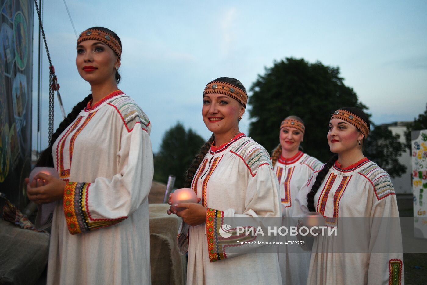 Арт-фестиваль "Чемодан" в Суздале