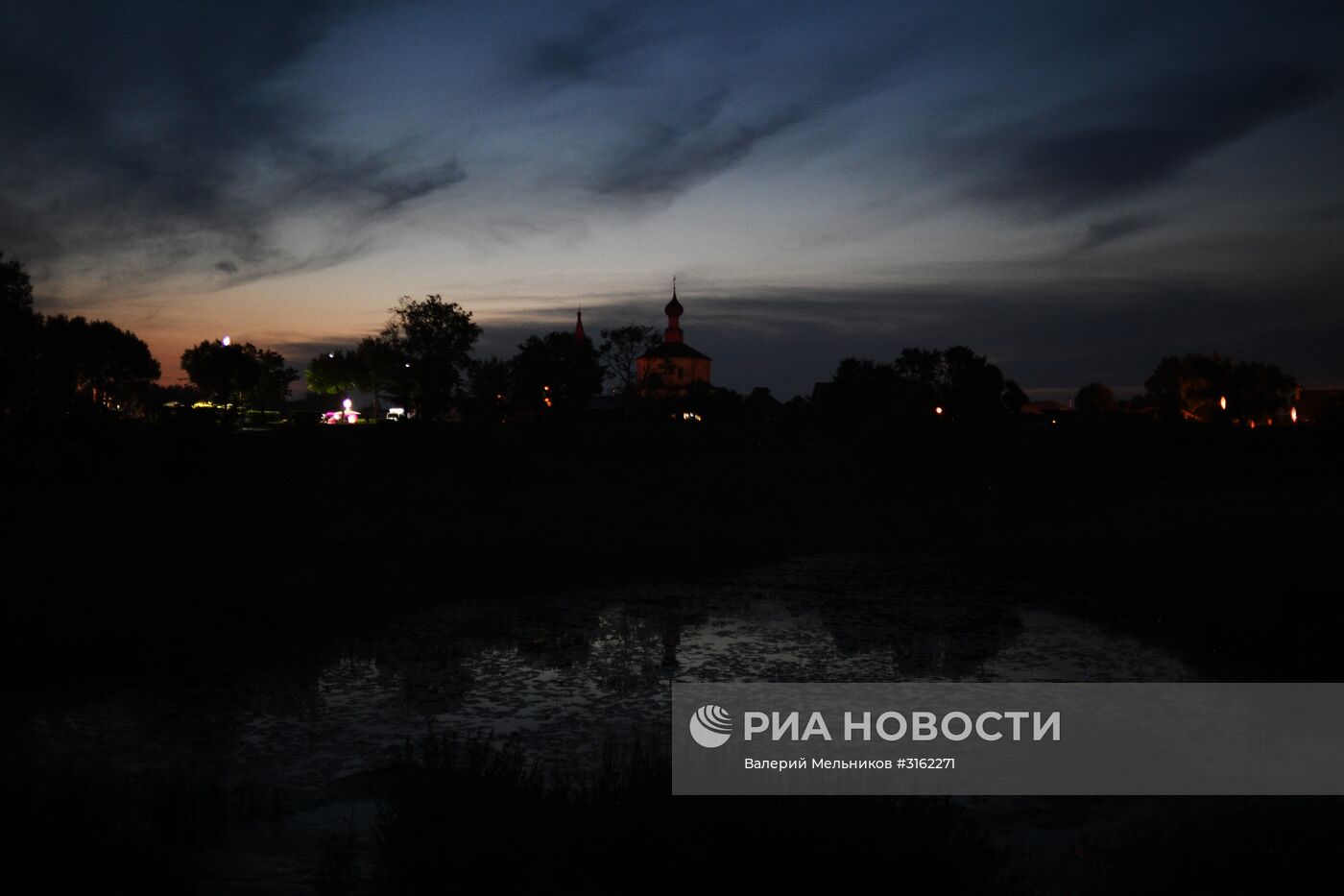 Арт-фестиваль "Чемодан" в Суздале