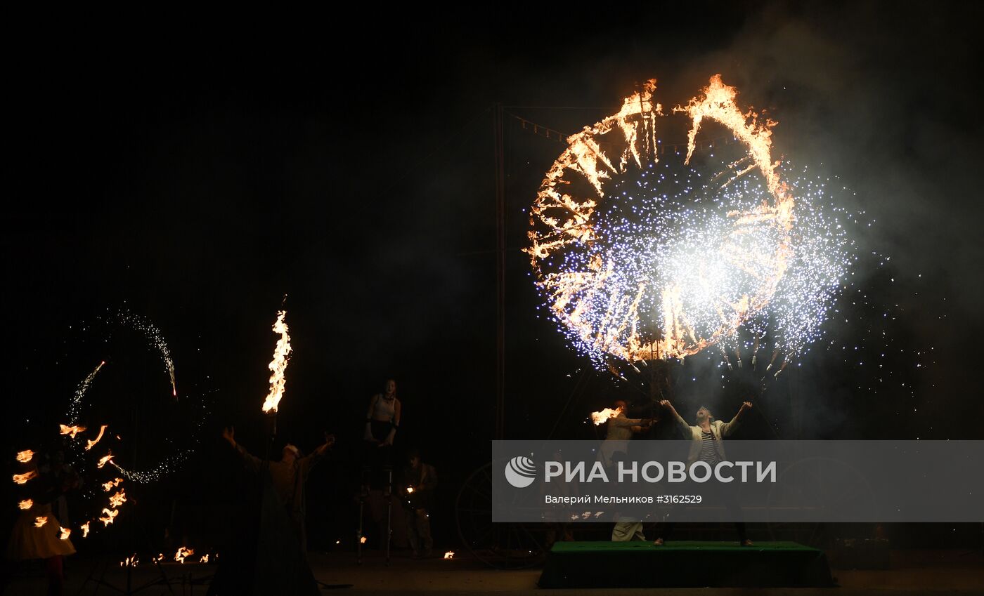 Арт-фестиваль "Чемодан" в Суздале