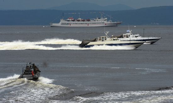Празднование Дня ВМФ в городах России