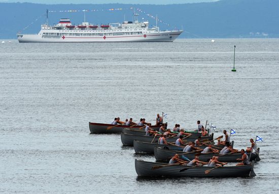 Празднование Дня ВМФ в городах России
