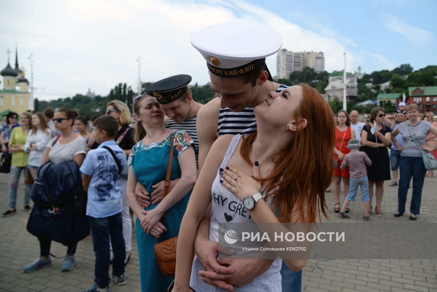Празднование Дня ВМФ в городах России