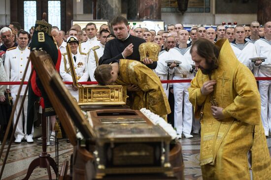 Десницу апостола Андрея Первозванного доставили в Кронштадский Морской собор