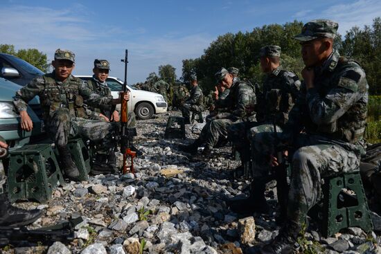 Церемония открытия конкурса "Отличники войсковой разведки" в Новосибирской области