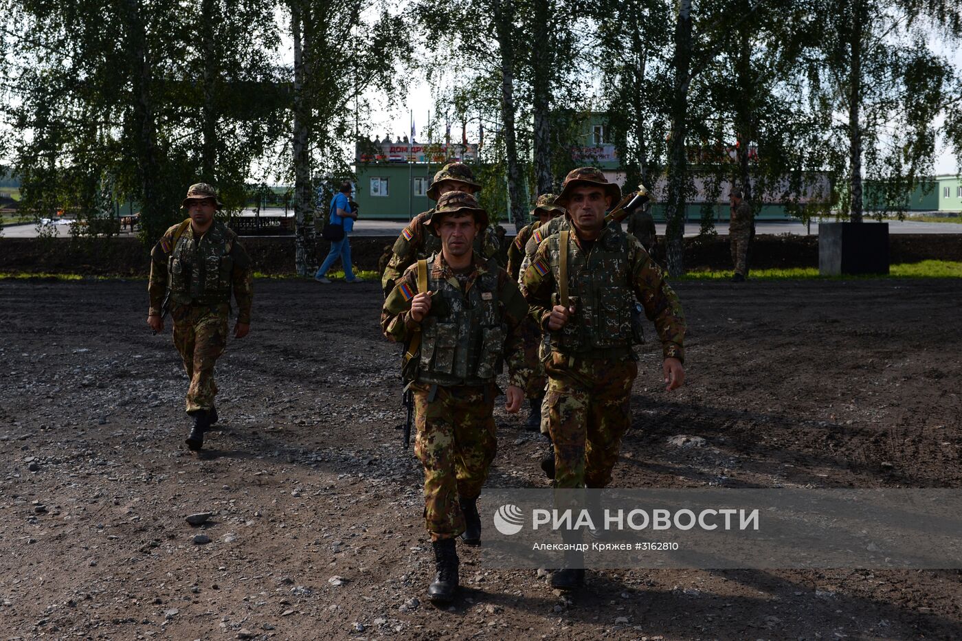 Церемония открытия конкурса "Отличники войсковой разведки" в Новосибирской области