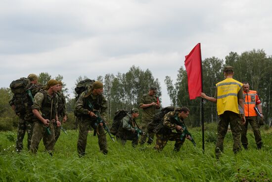 Церемония открытия конкурса "Отличники войсковой разведки" в Новосибирской области