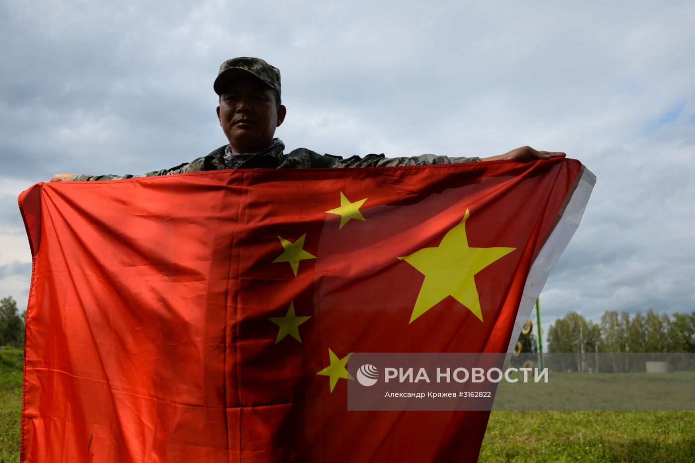 Церемония открытия конкурса "Отличники войсковой разведки" в Новосибирской области