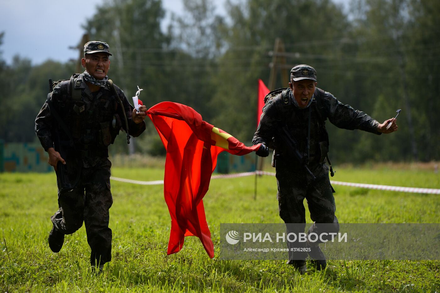 Церемония открытия конкурса "Отличники войсковой разведки" в Новосибирской области