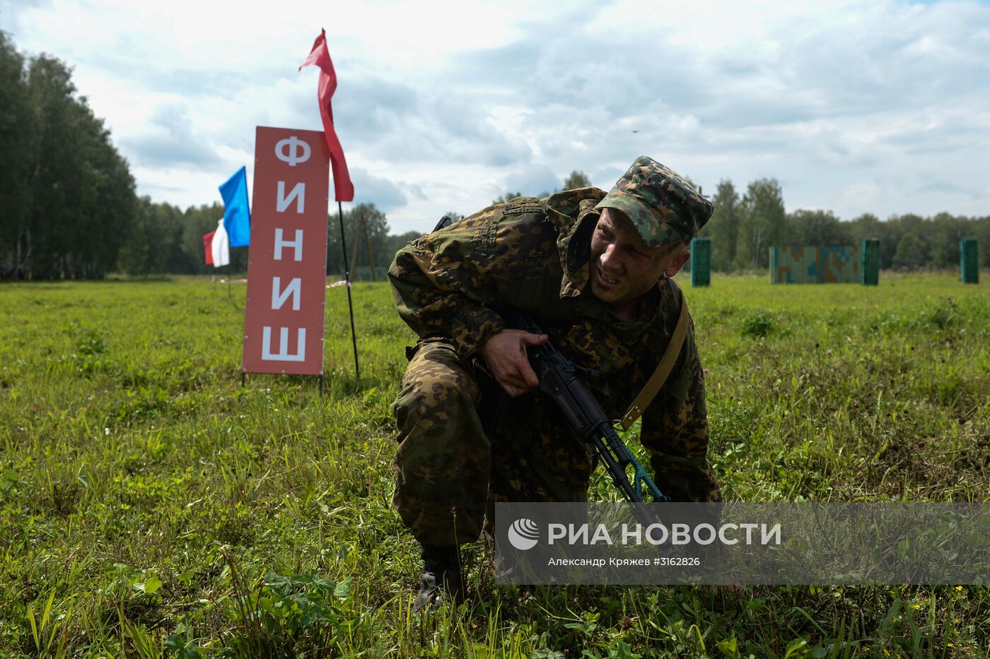Церемония открытия конкурса "Отличники войсковой разведки" в Новосибирской области