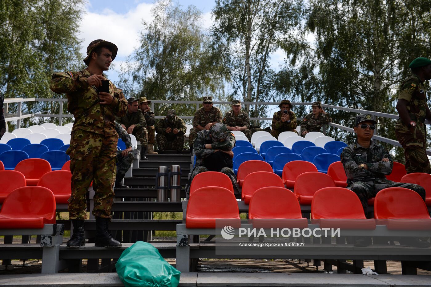 Церемония открытия конкурса "Отличники войсковой разведки" в Новосибирской области