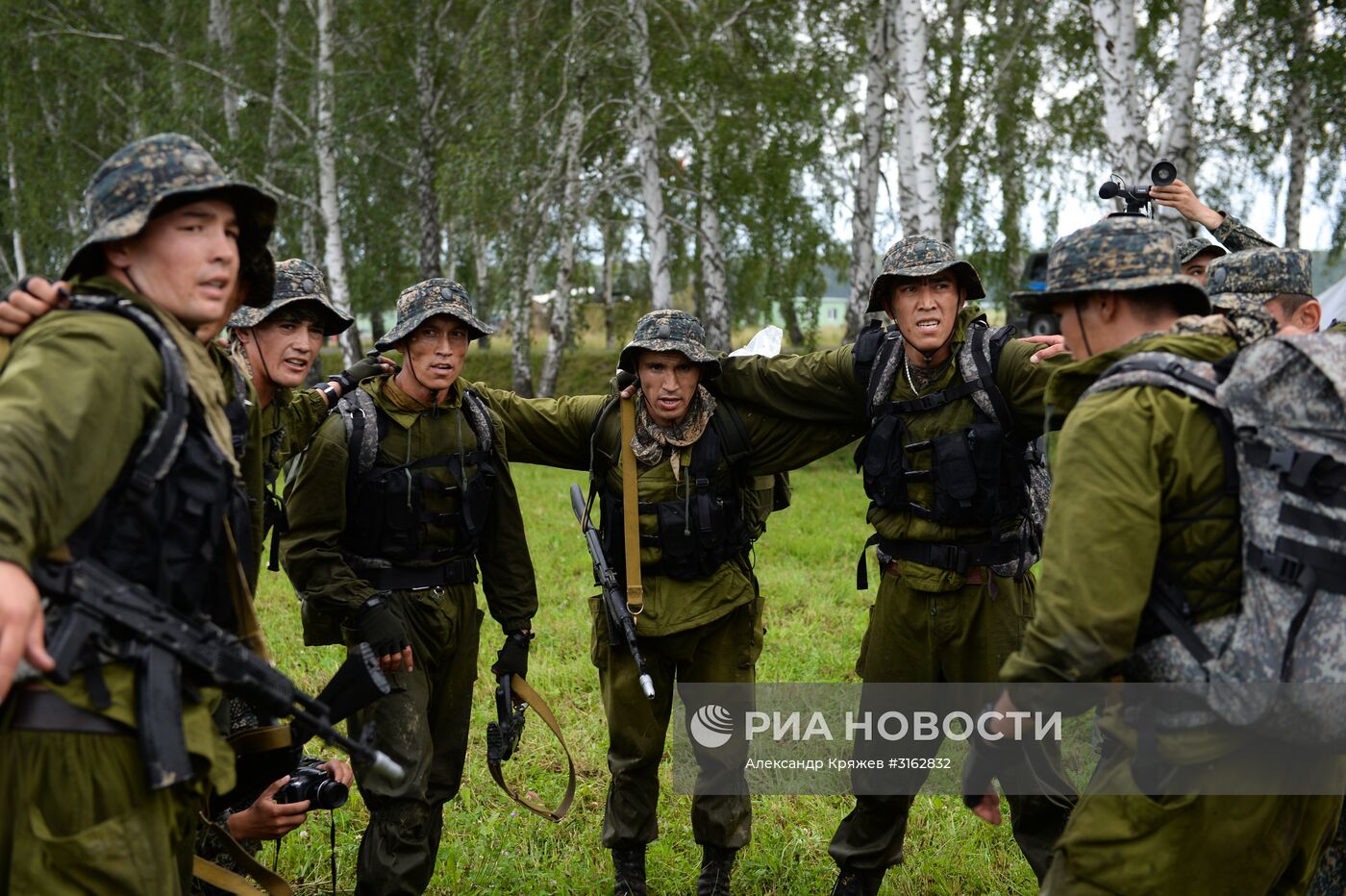 Церемония открытия конкурса "Отличники войсковой разведки" в Новосибирской области
