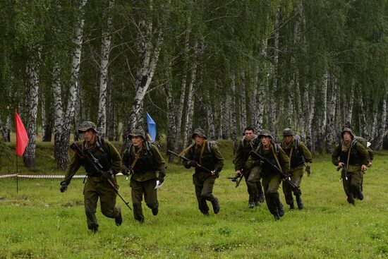 Церемония открытия конкурса "Отличники войсковой разведки" в Новосибирской области