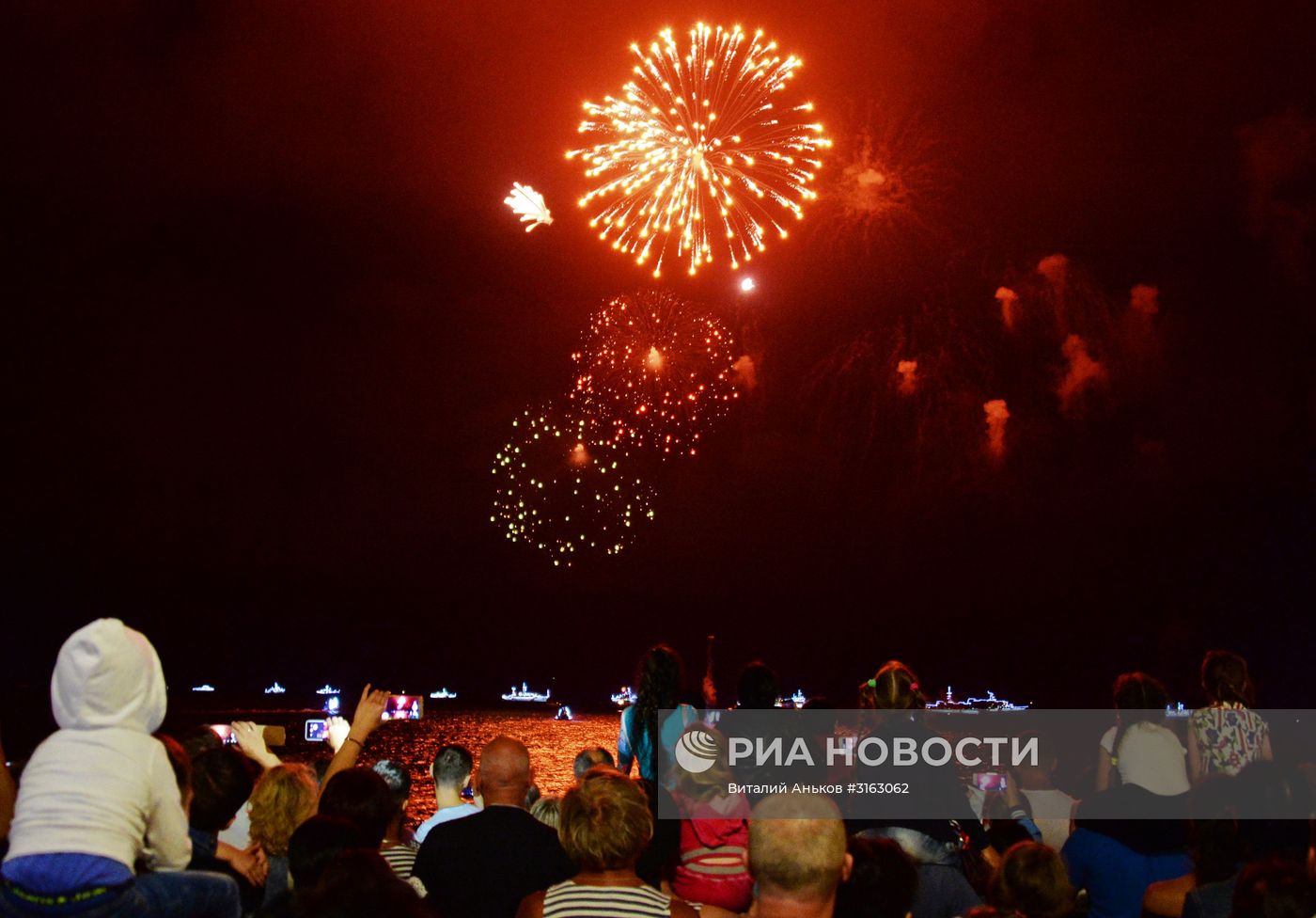 Празднование Дня ВМФ в городах России