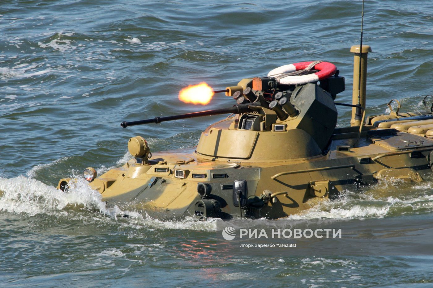 Празднование Дня ВМФ в городах России