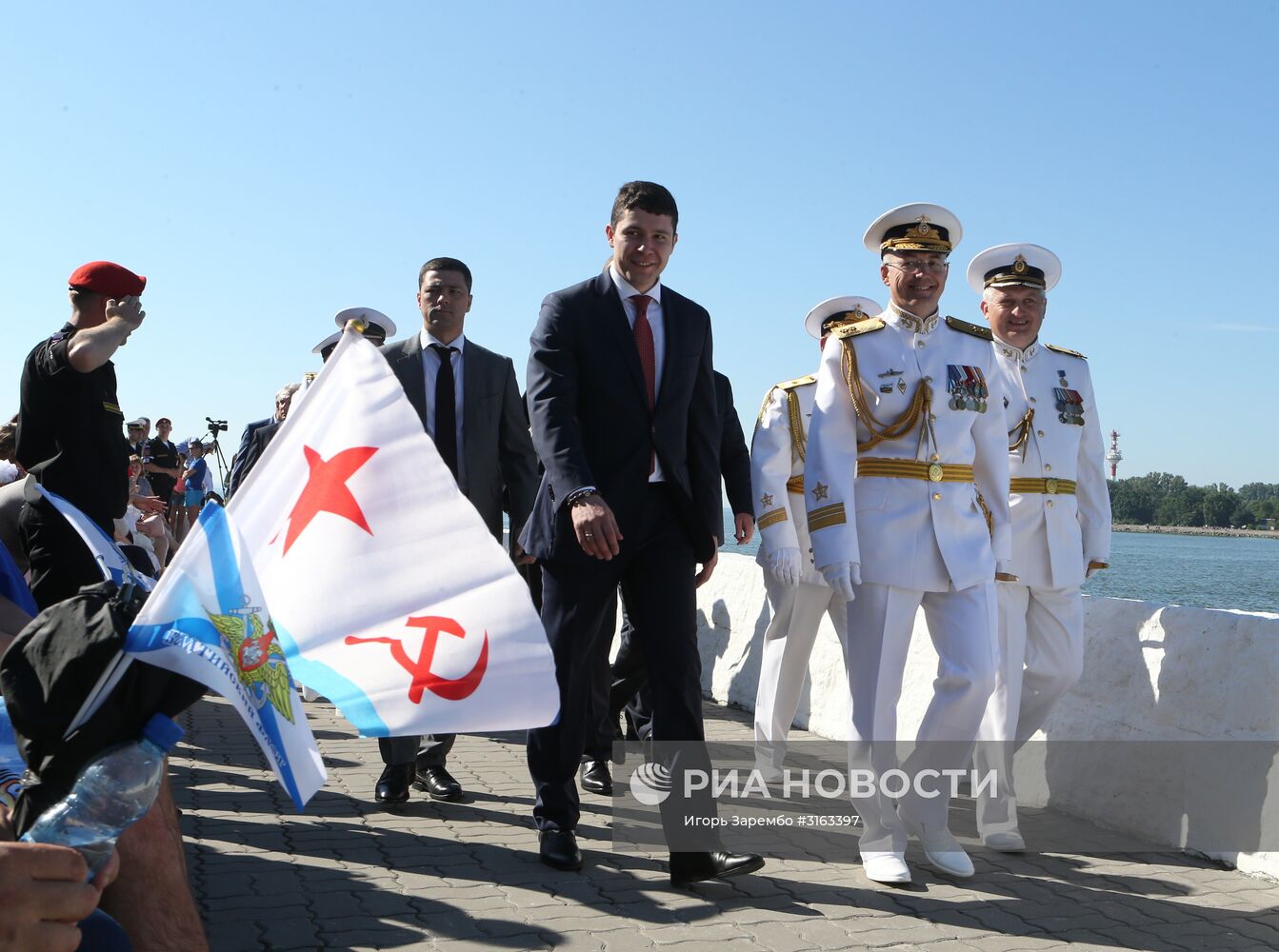 Празднование Дня ВМФ в городах России