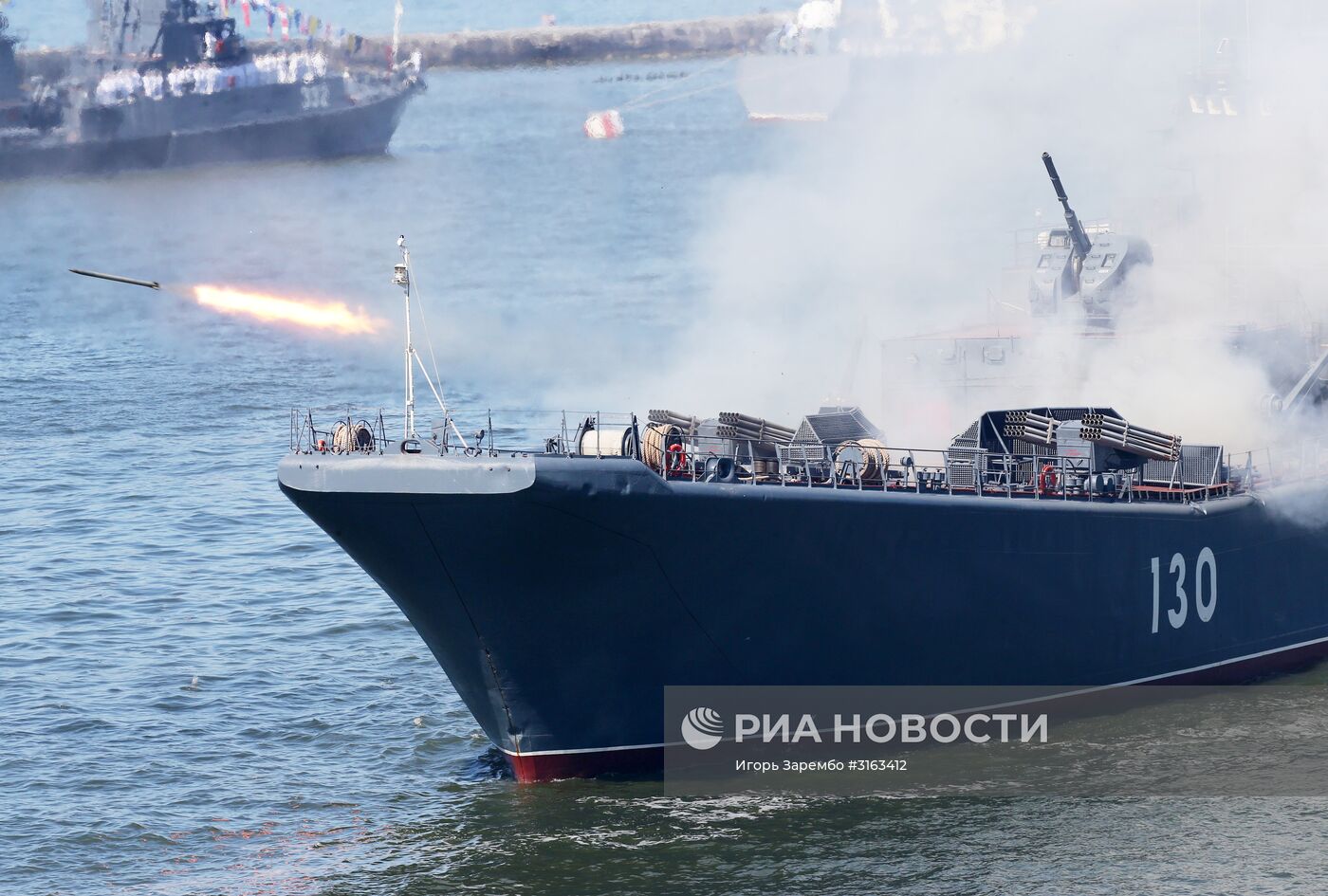 Празднование Дня ВМФ в городах России