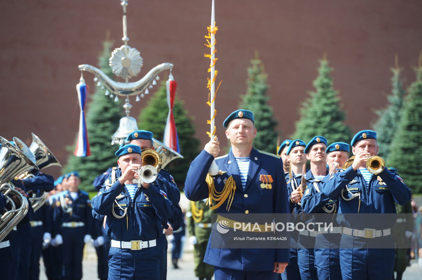 Празднование Дня ВДВ на Красной площади