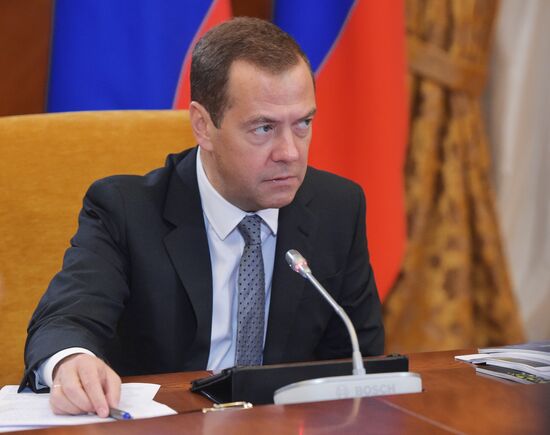 Премьер-министр РФ Д. Медведев провел заседание попечительского совета "Фонда развития Центра разработки и коммерциализации новых технологий"