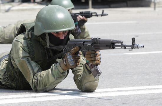 Празднование Дня ВДВ в Луганске