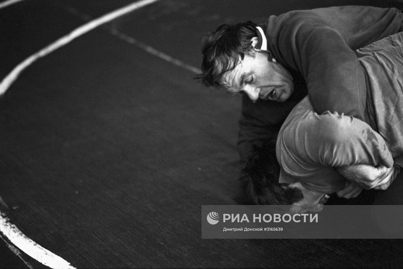 Борец Н.Балбошин и тренер А.И.Парфенов