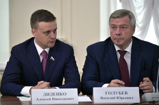 Рабочая поездка президента РФ В. Путина в Кировскую область