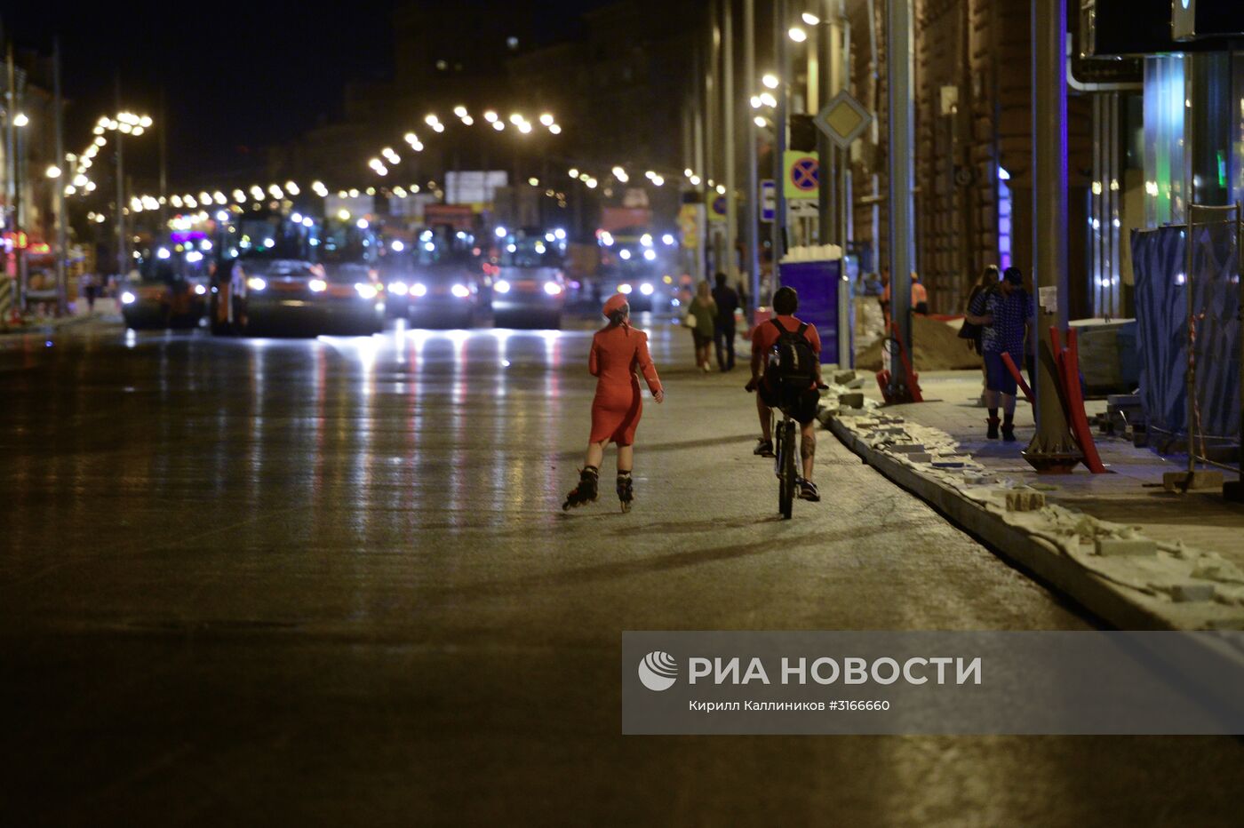 Укладка асфальта на Тверской улице