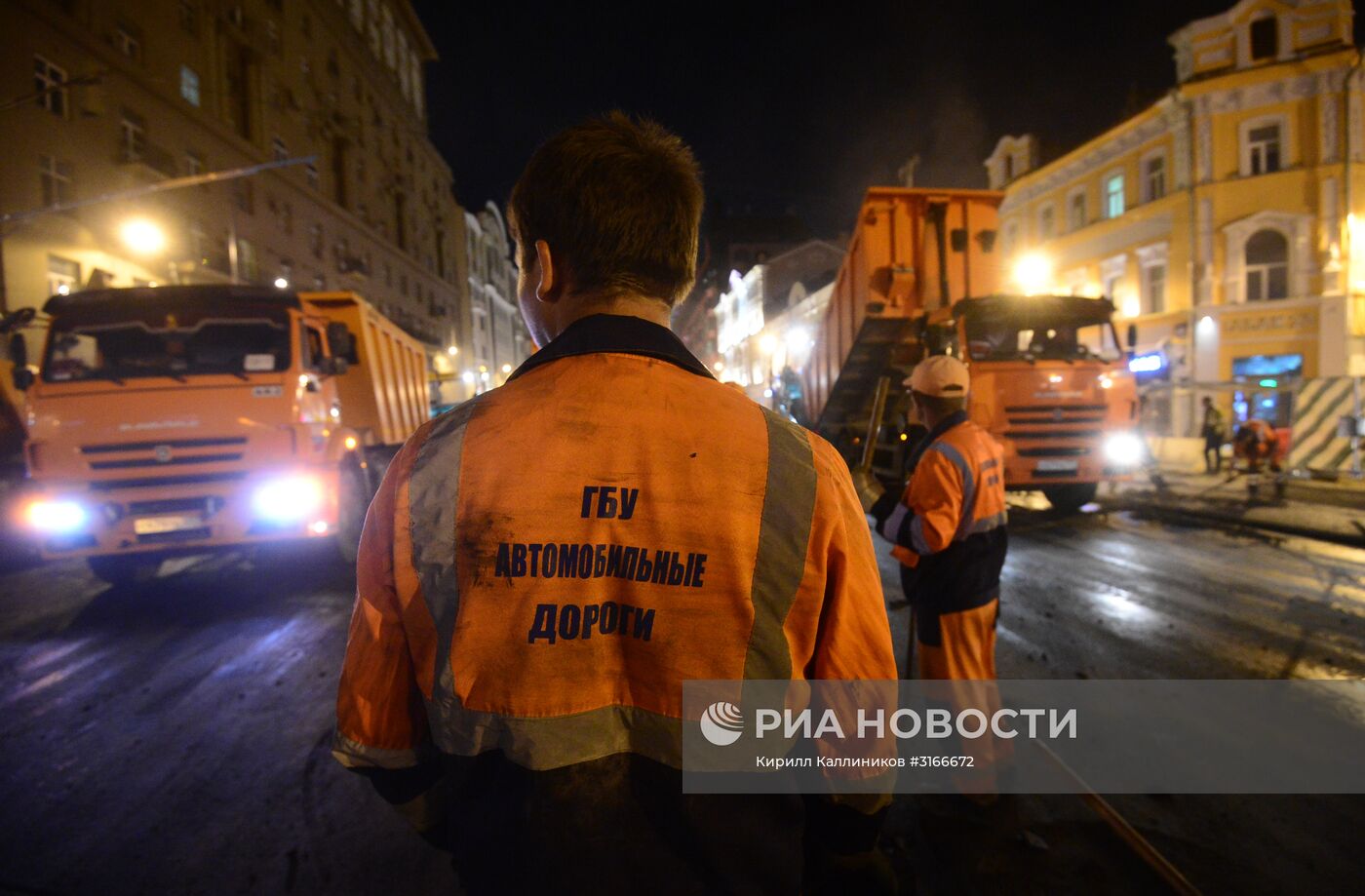 Укладка асфальта на Тверской улице