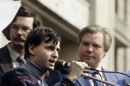 Митинг в защиту Т.Гдляна и Н.Иванова