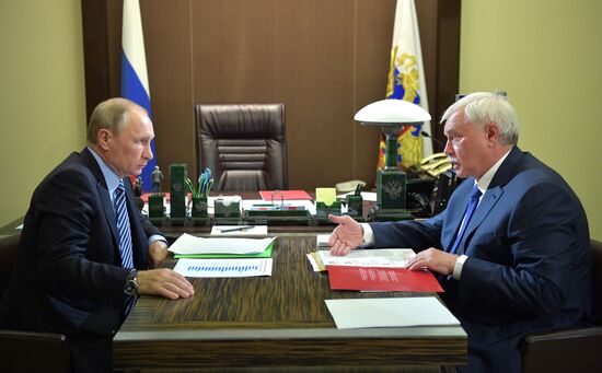 Рабочая встреча президента РФ В. Путина с губернатором Санкт-Петербурга Г. Полтавченко