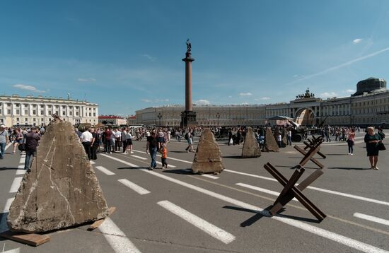Выставка военной техники в Санкт-Петербурге