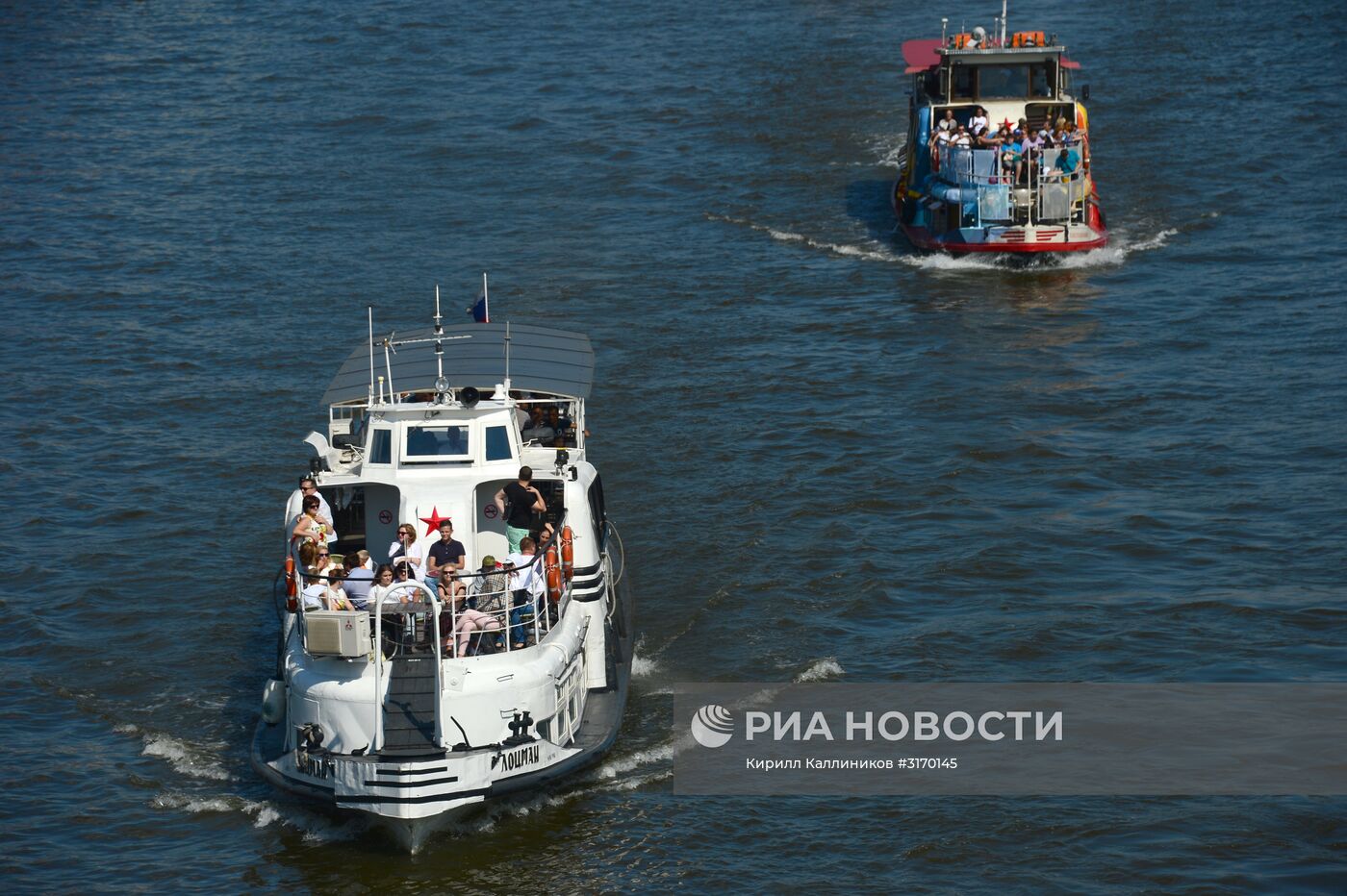 Катера на Москве-реке