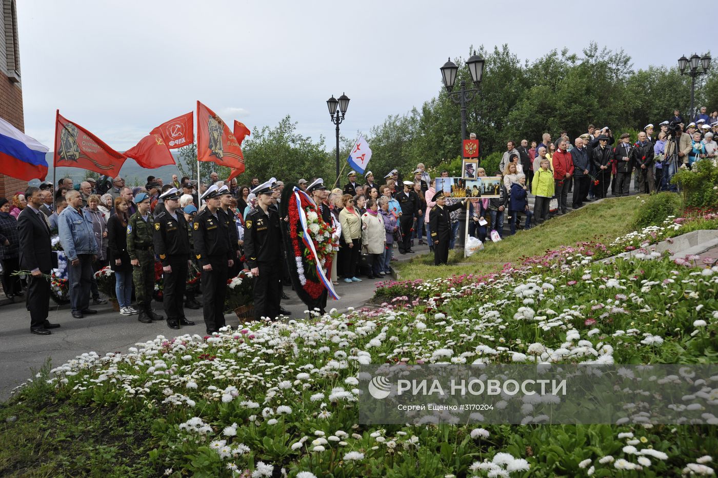 Памятные мероприятия, посвященные 17-й годовщине гибели атомной подводной лодки "Курск"