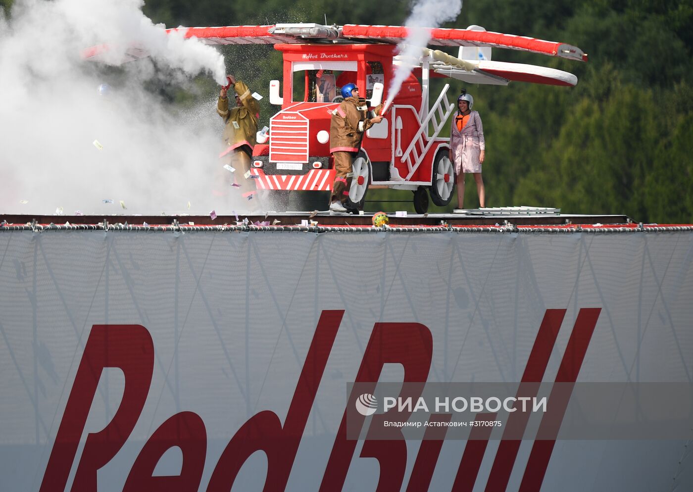 Фестиваль Red Bull Flugtag 2017 в Москве