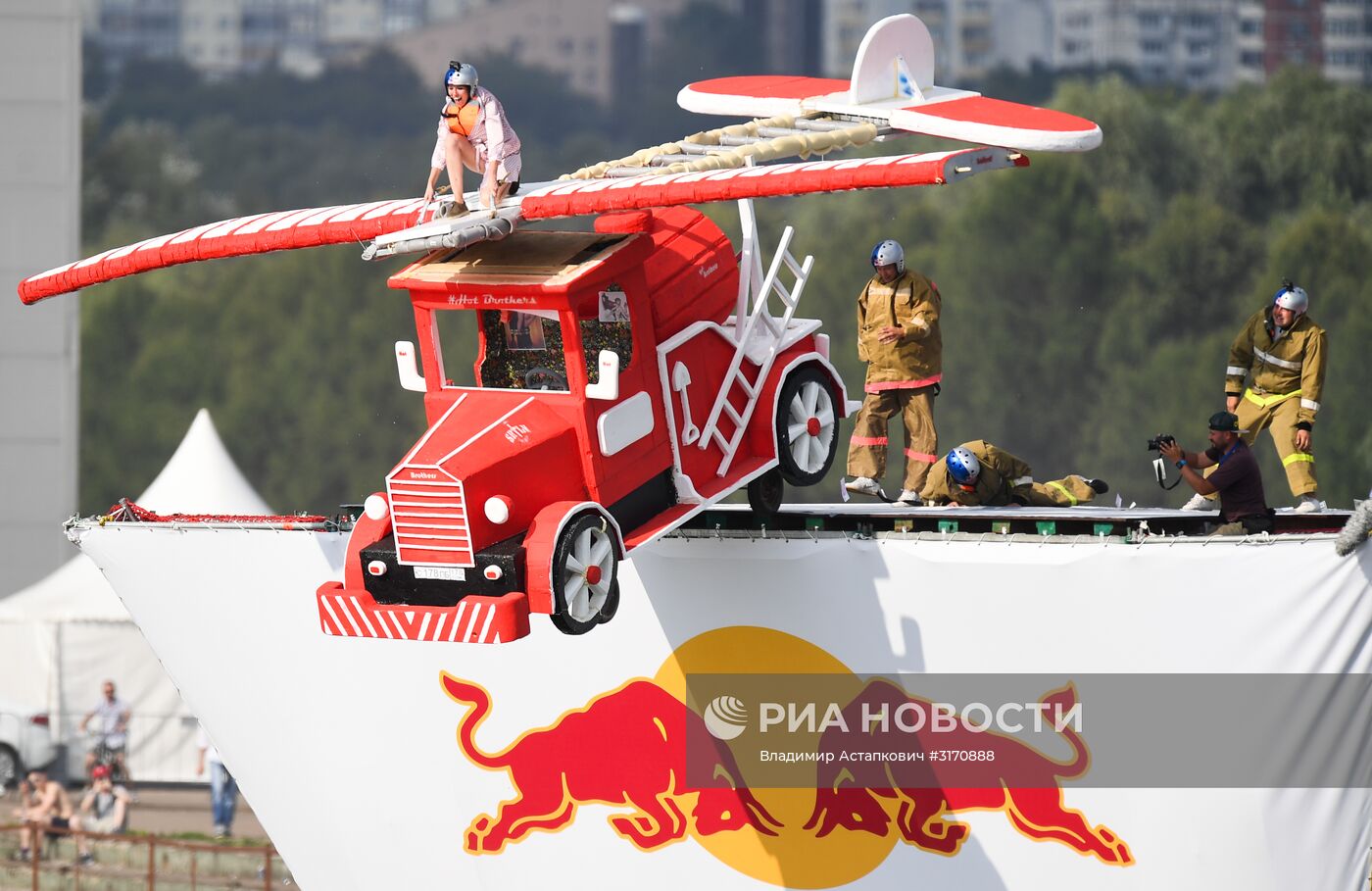 Фестиваль Red Bull Flugtag 2017 в Москве