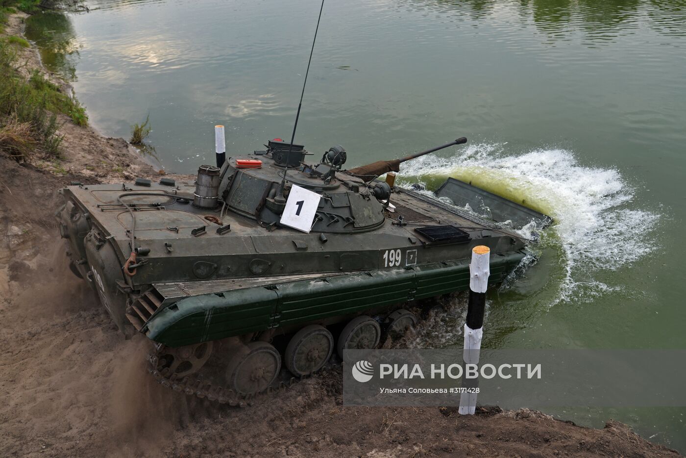 Учения мотострелковых подразделений ЗВО в Воронежской области | РИА Новости  Медиабанк