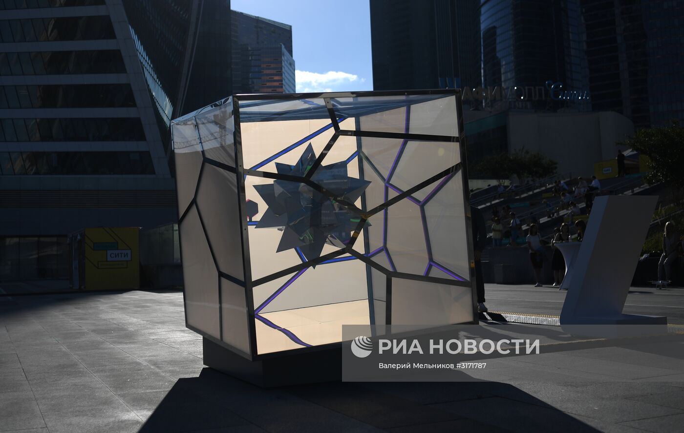 Открытие паблик-арт объекта "I Эпизод" в рамках VIII ежегодной выставки современного искусства Lexus Hybrid Art