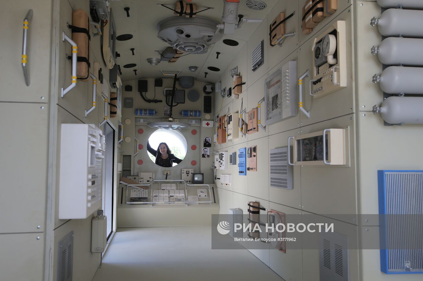 Производство арт-объектов для празднования Дня города Москвы